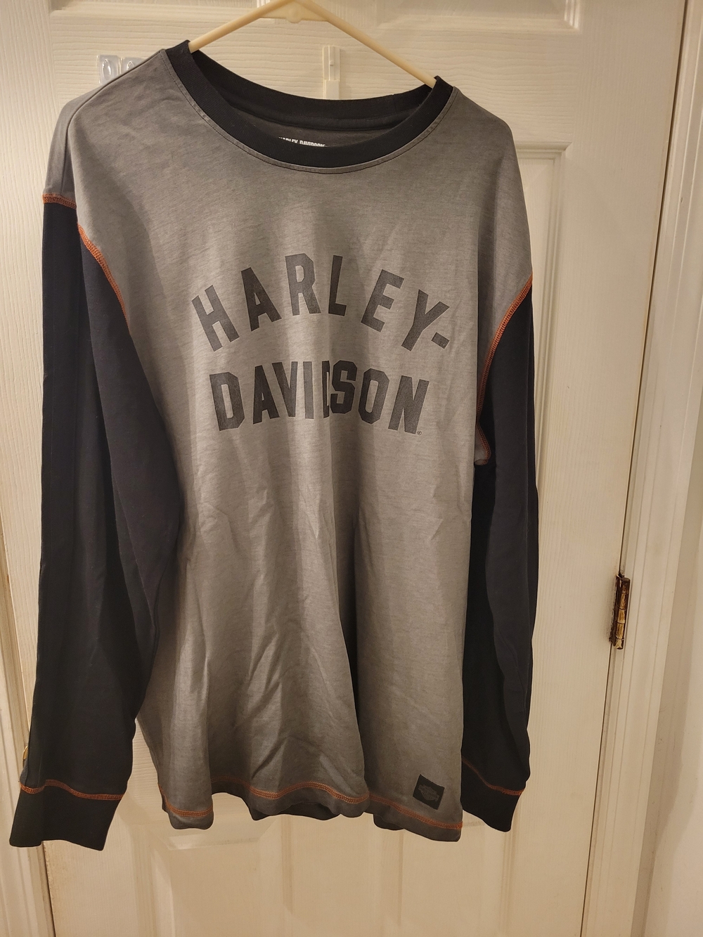 Harley-Davidson Gray and Black Long Sleeve Logo Tee SIZE XL